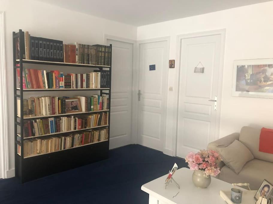 Chambre Chez L'Habitant - Proche Du Centre - Salle D'Eau Et Wc Prives ボルドー エクステリア 写真